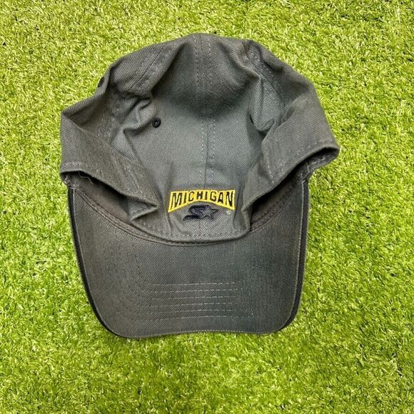 Michigan Wolverines Vintage Baseball Hat Team Starter Embroidered Block M S/M - Picture 3 of 6